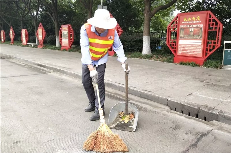 鎮(zhèn)揚(yáng)汽渡大力推進(jìn)全國(guó)文明城市創(chuàng)建工作(圖3)